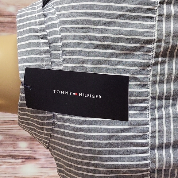 Tommy Hilfiger Women's Long Sleeve Roll-Tab Cotton Blouse Size XL - Picture 9 of 11